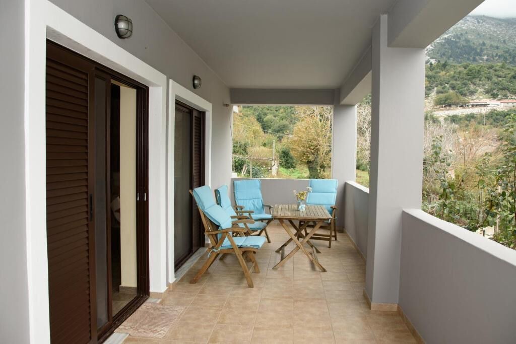 Photo of Outdoor in Stropones