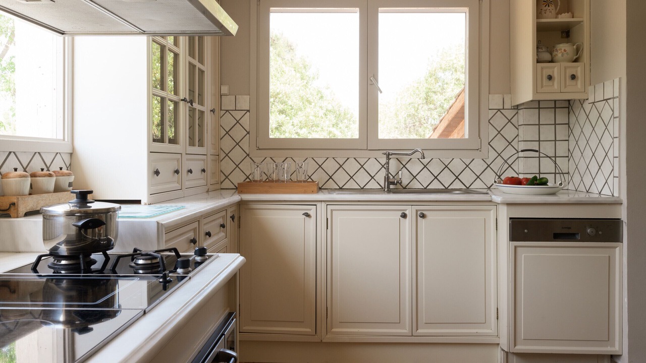 Photo of Kitchen in Melissopetra