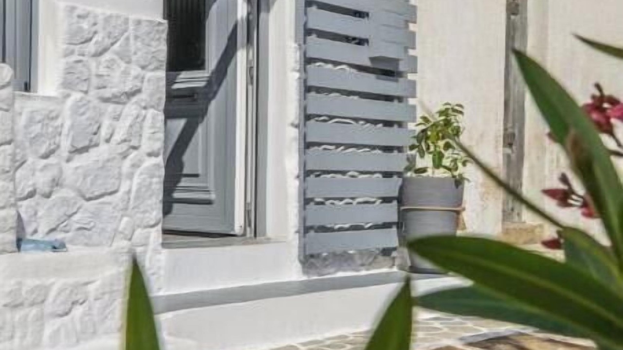 Photo of Outdoor in Adamas