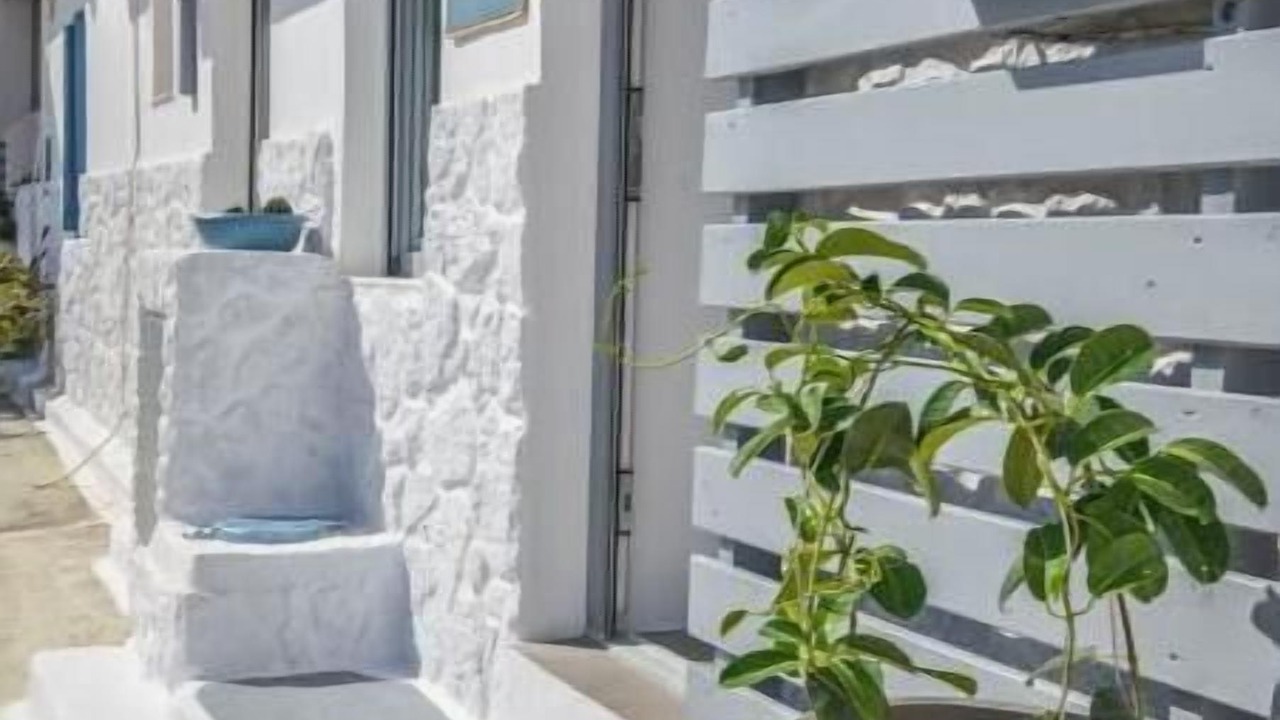 Photo of Outdoor in Adamas