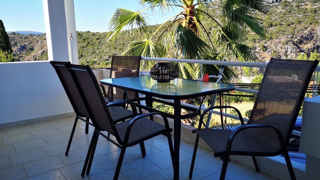 Photo of Outdoor in Melissopetra
