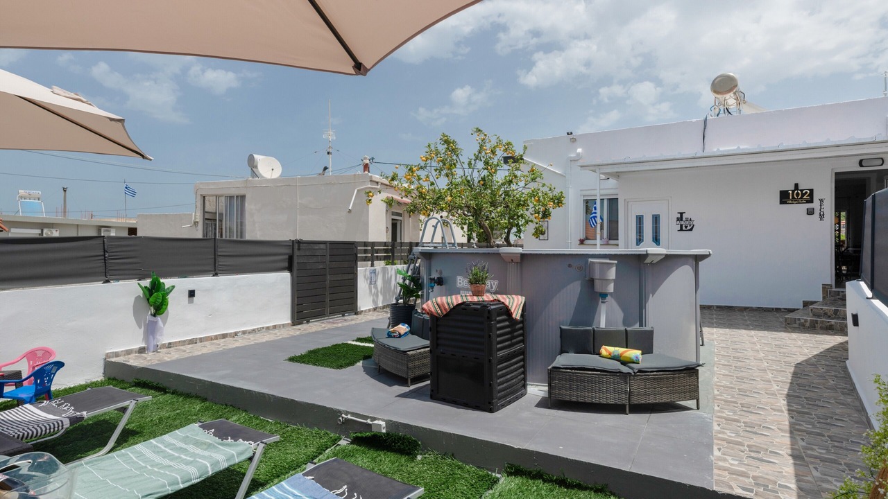 Photo of Patio Balcony in Fanai