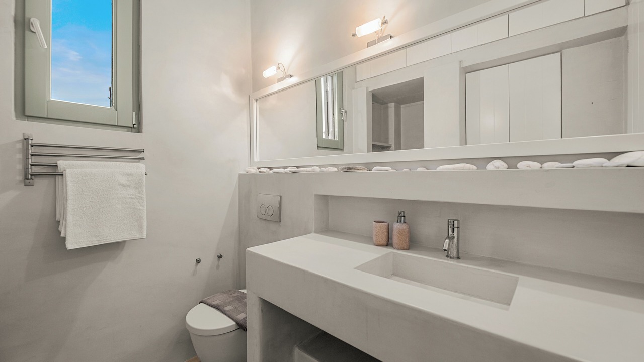 Photo of Bathroom in Exomvourgo