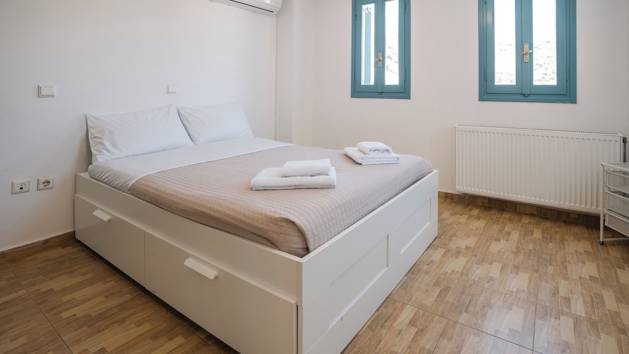 Photo of Bedroom in Santorini
