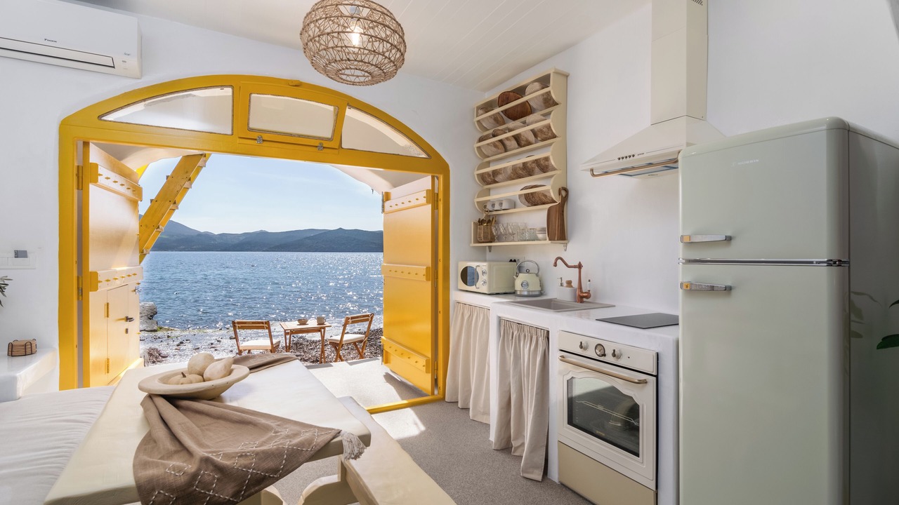 Photo of Kitchen in Milos