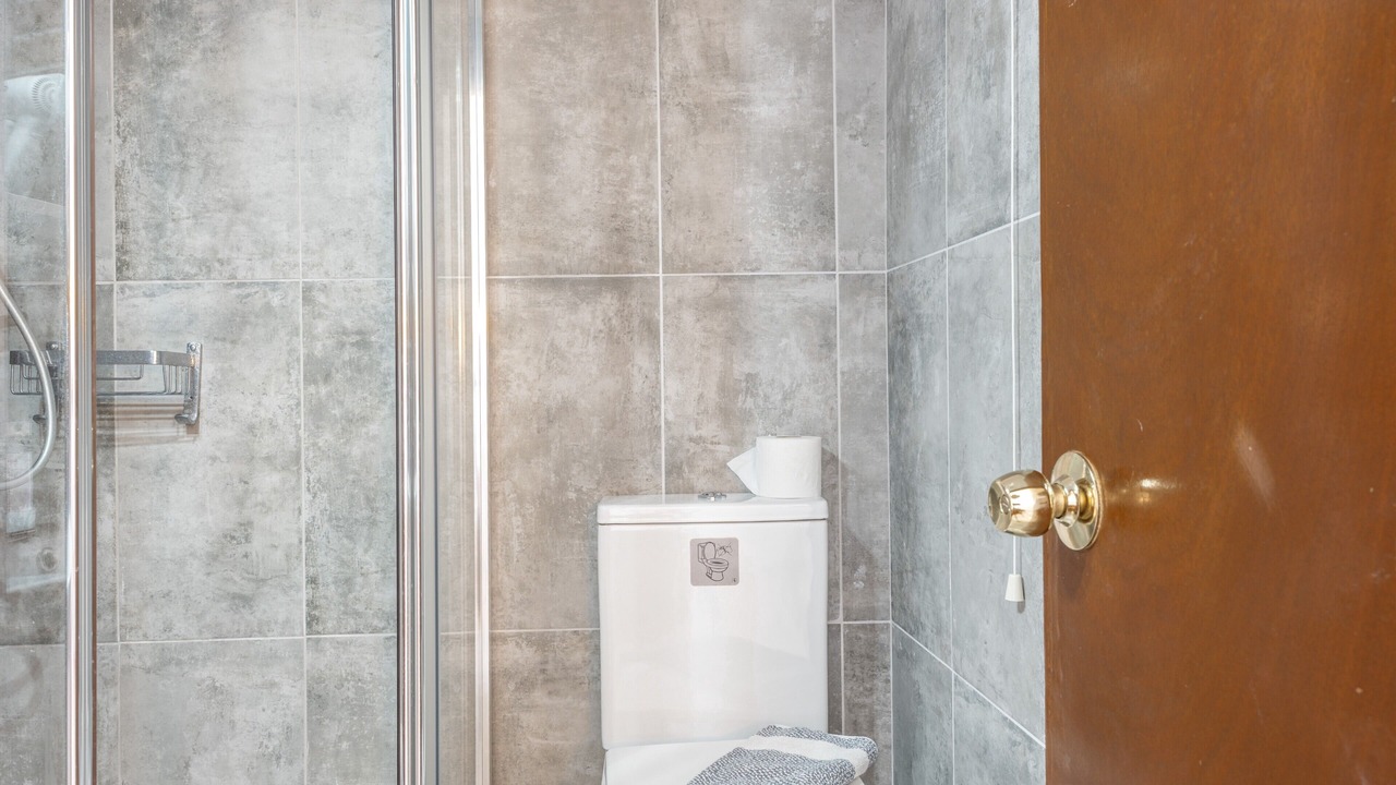 Photo of Bathroom in Amoopi