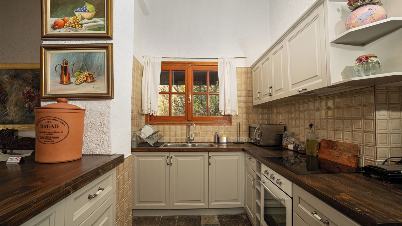 Photo of Kitchen in Potamia