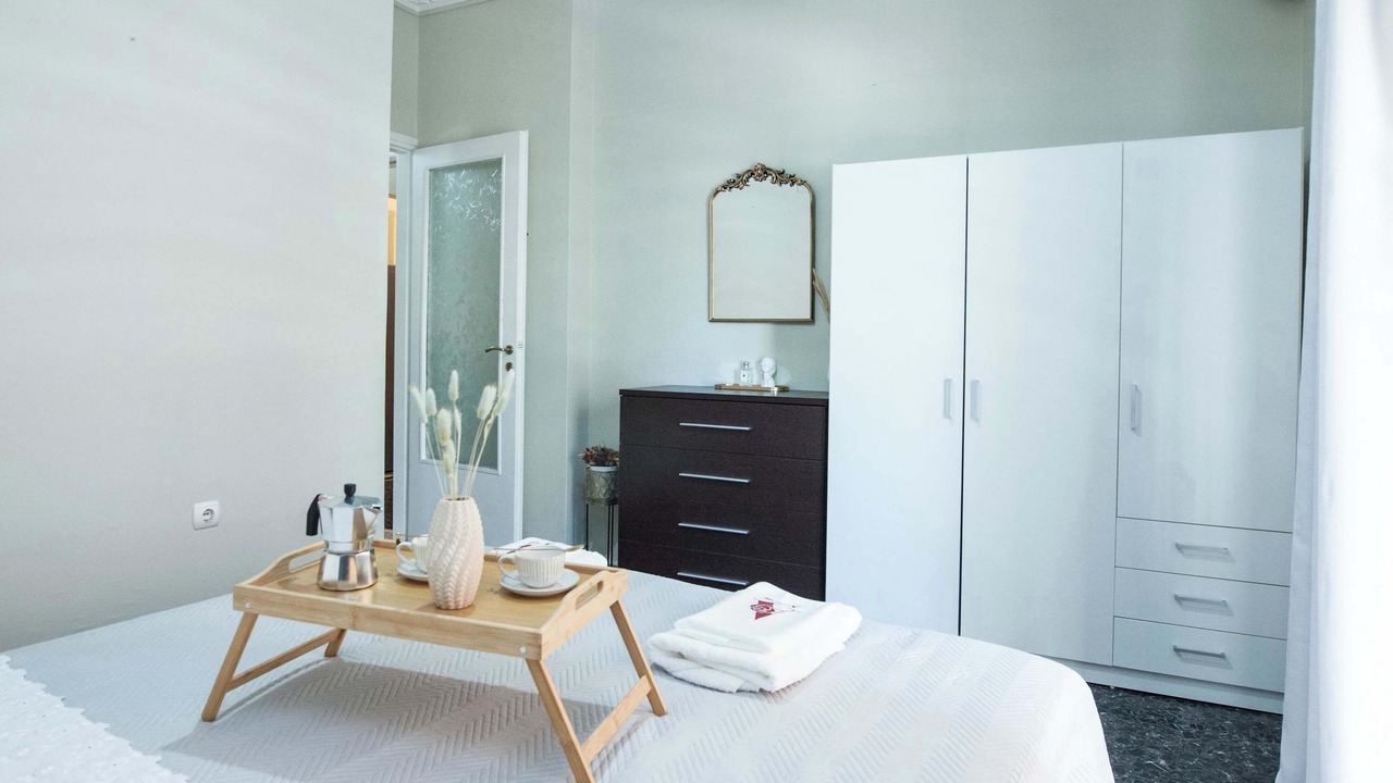 Photo of Bedroom in Keratsini-Drapetsona