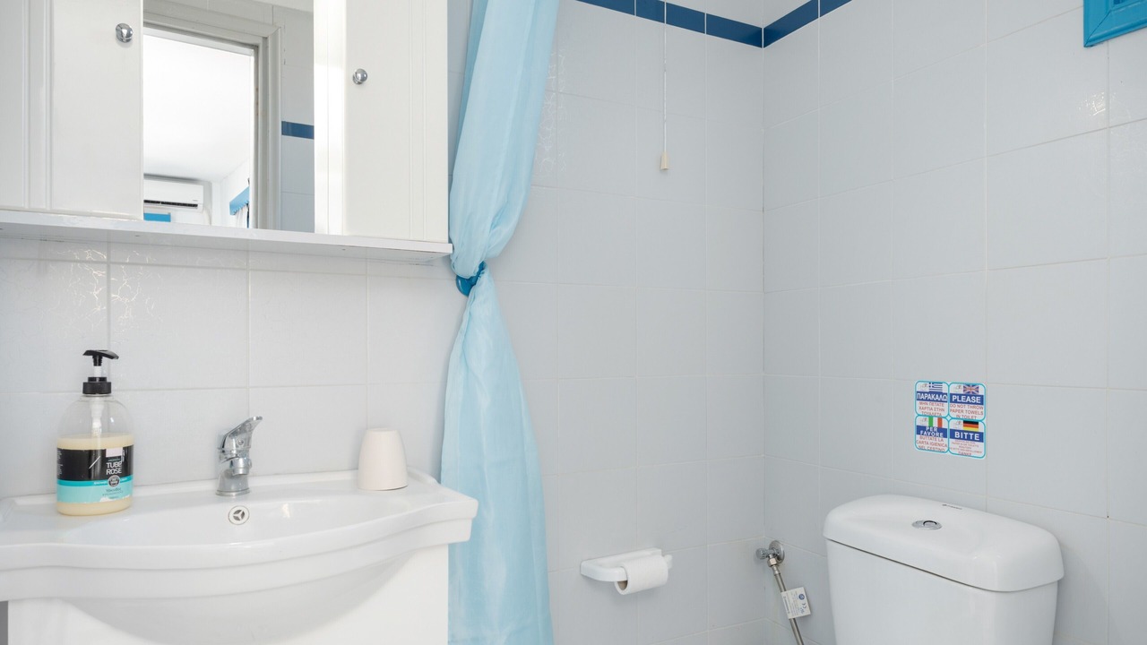 Photo of Bathroom in Finiki