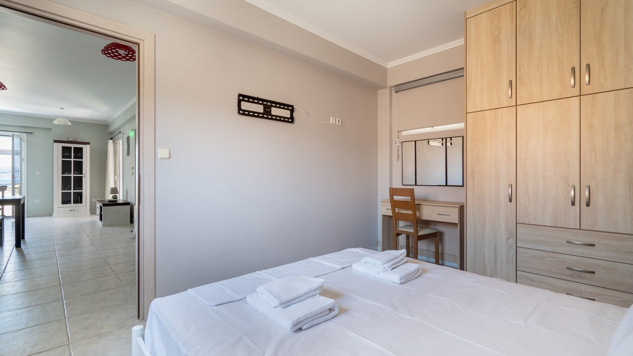 Photo of Bedroom in Katomerion