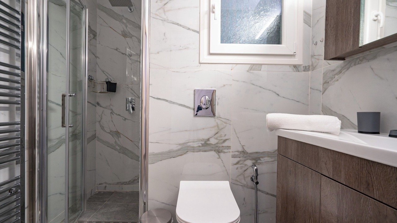 Photo of Bathroom in Kallithea