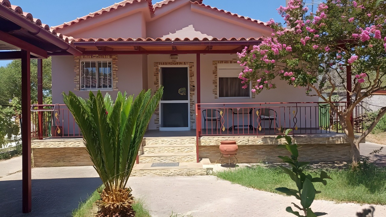 Photo of Outdoor in Kryoneri