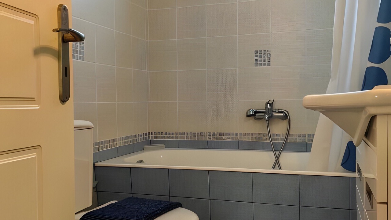 Photo of Bathroom in Kryoneri