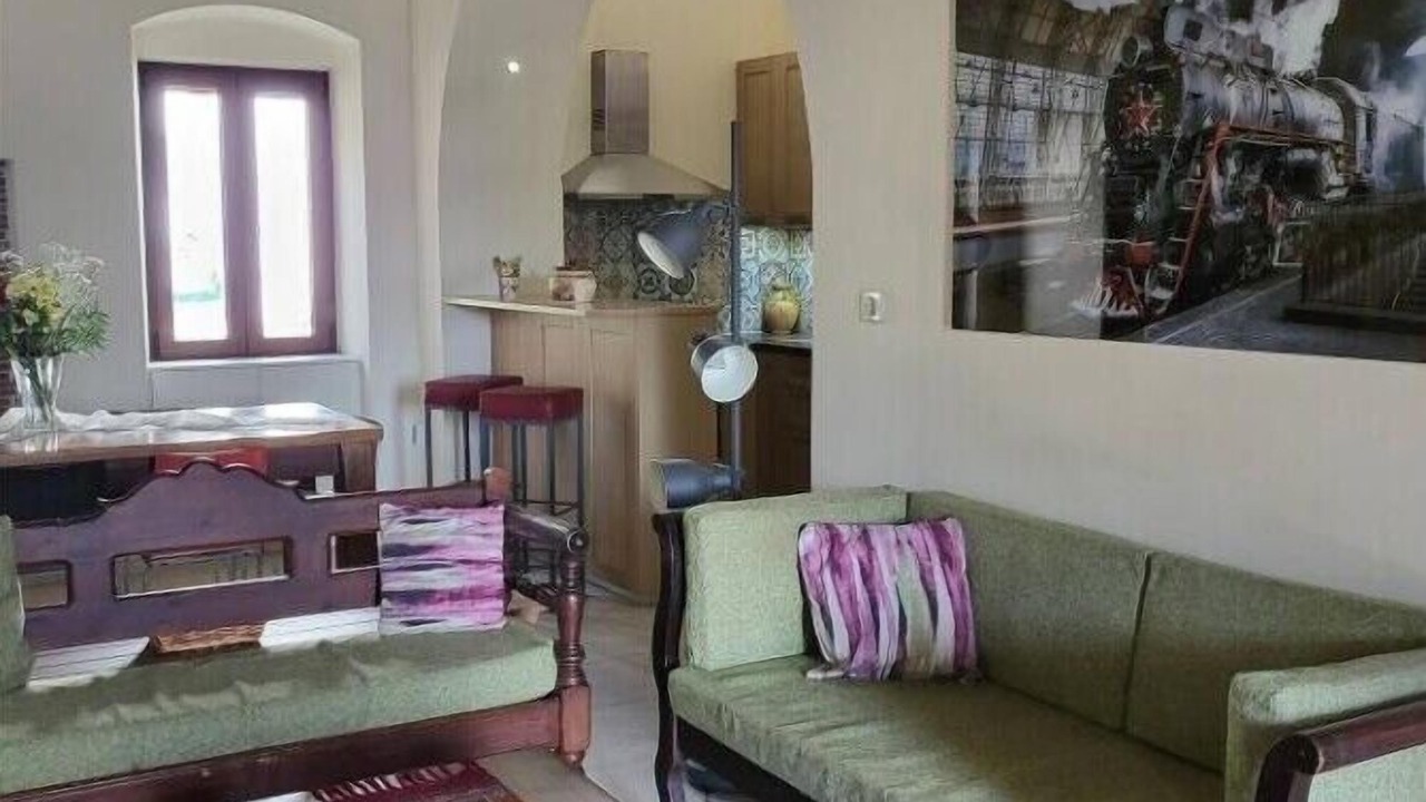Photo of Livingroom in Alinda