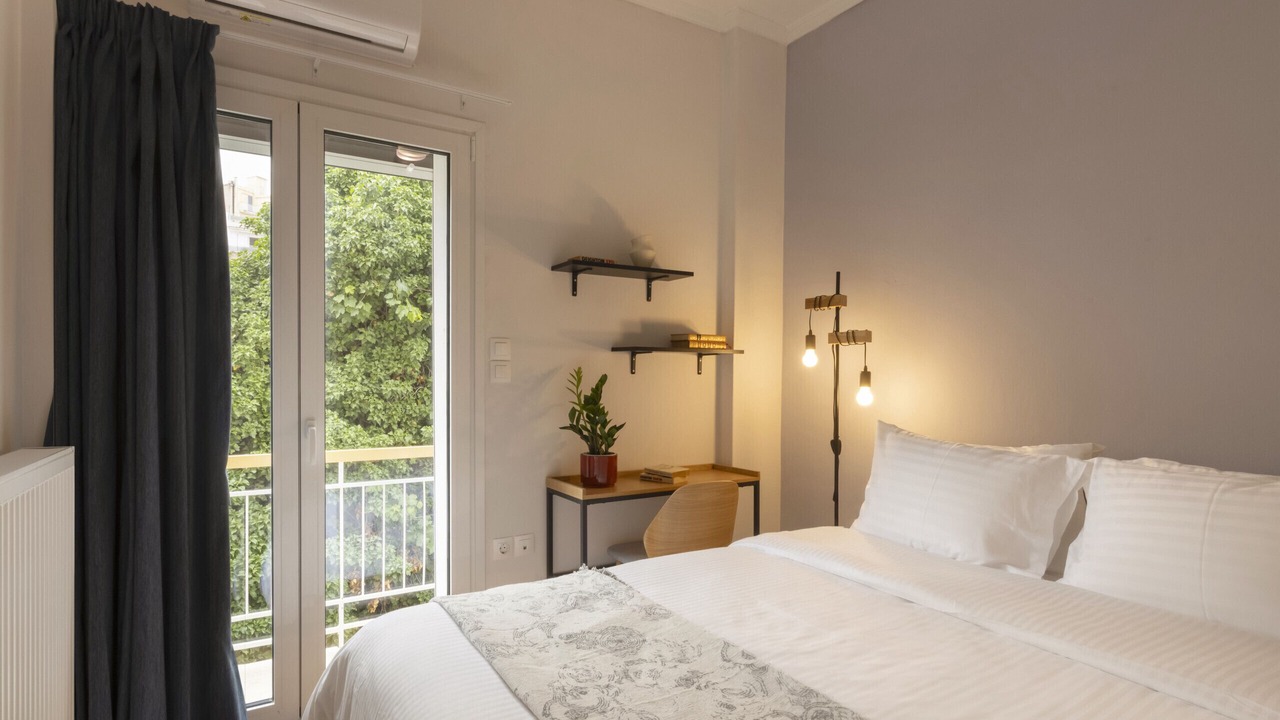 Photo of Bedroom in Exarhia