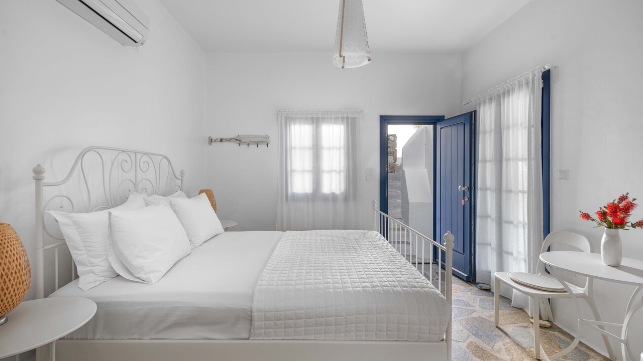 Photo of Bedroom in Serifos