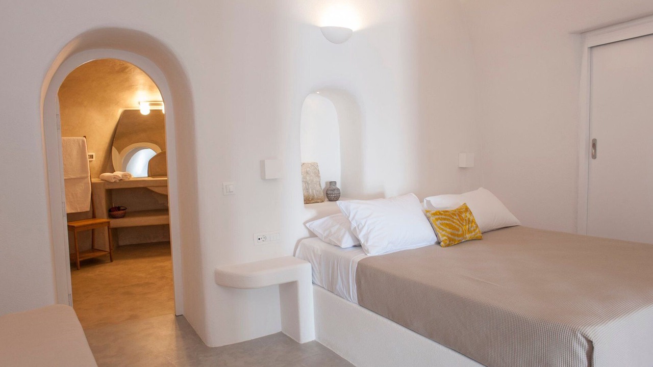 Photo of Others in Oia
