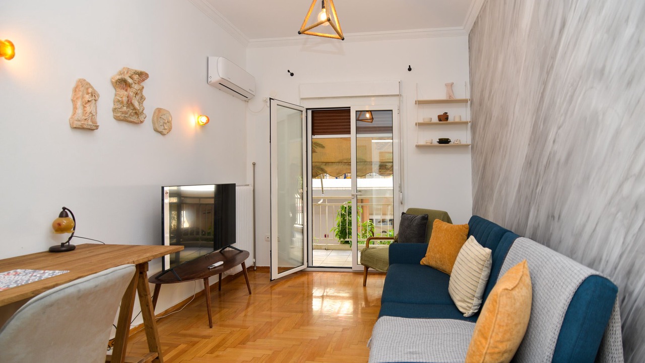 Photo of Livingroom in Neos Kosmos