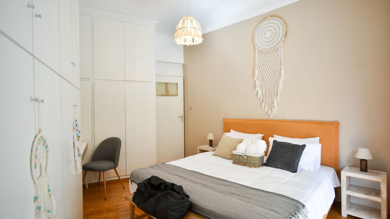 Photo of Bedroom in Neos Kosmos