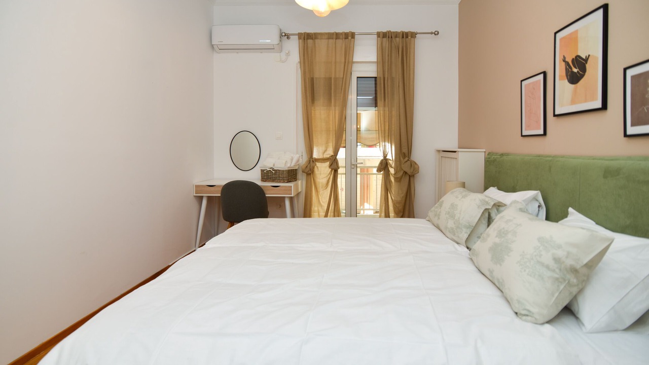 Photo of Bedroom in Neos Kosmos