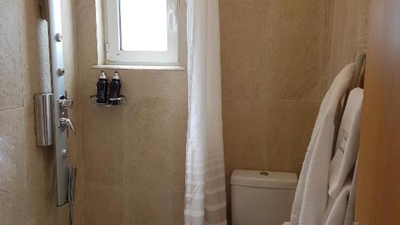 Photo of Bathroom in Lahania