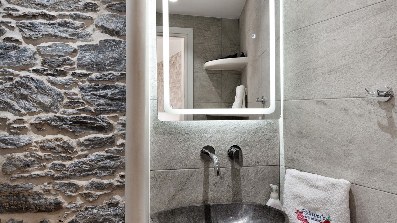 Photo of Bathroom in Amorgos Town