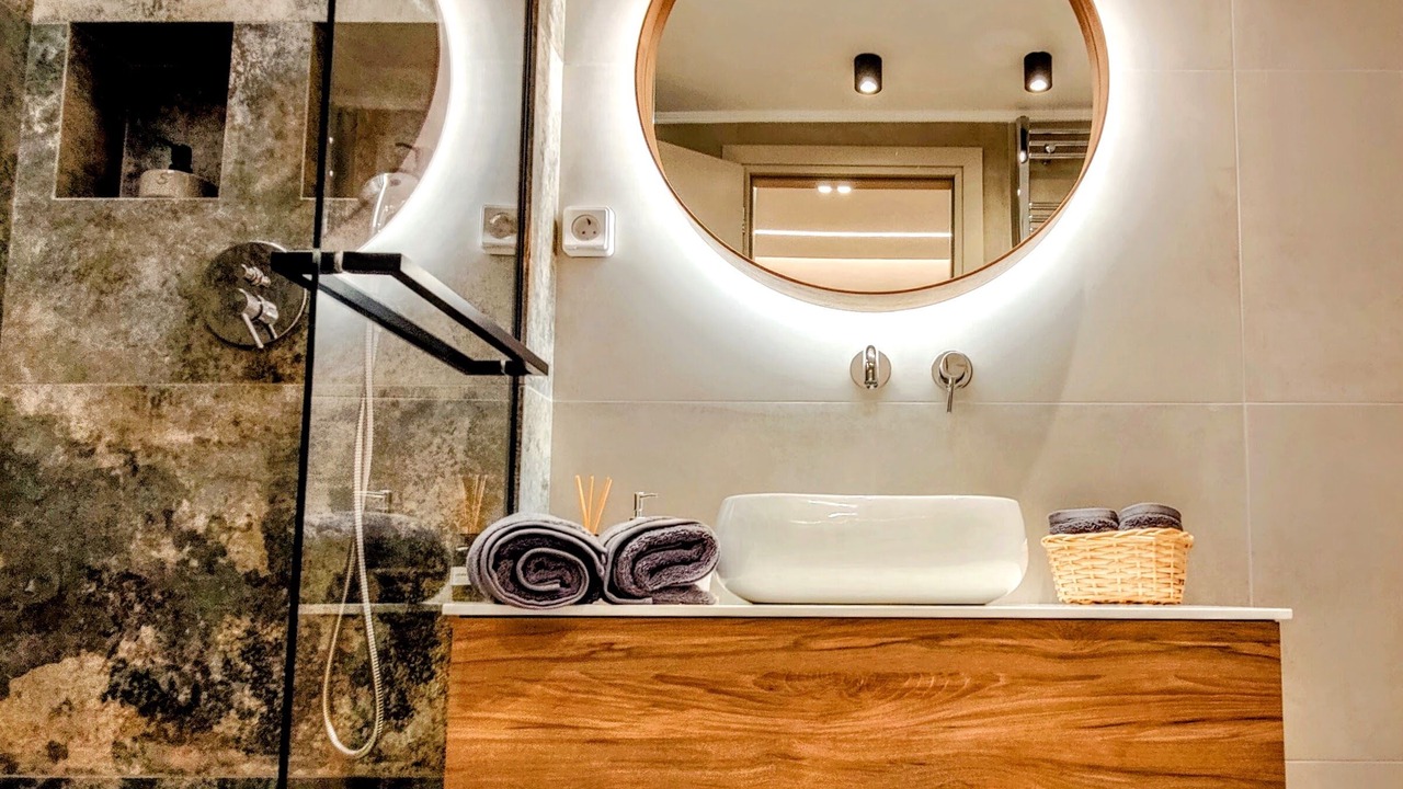 Photo of Bathroom in Aigaleo