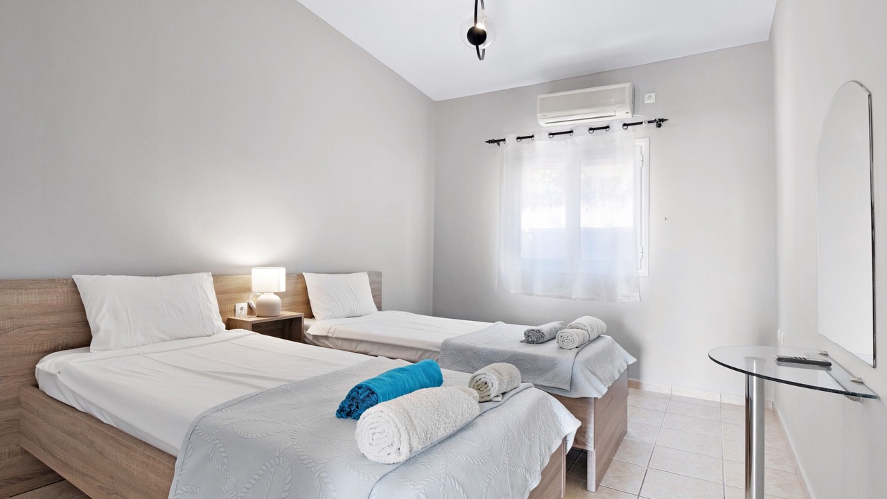 Photo of Bedroom in Katomerion