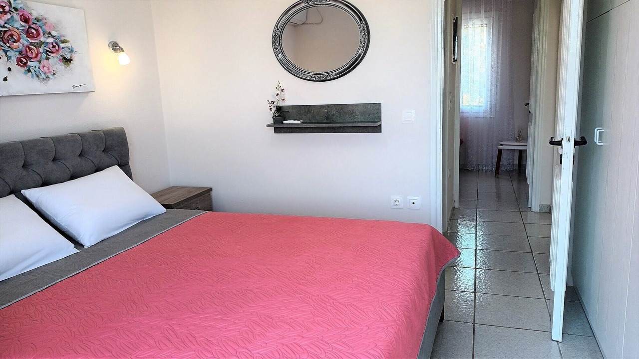 Photo of Bedroom in Kato Sounion
