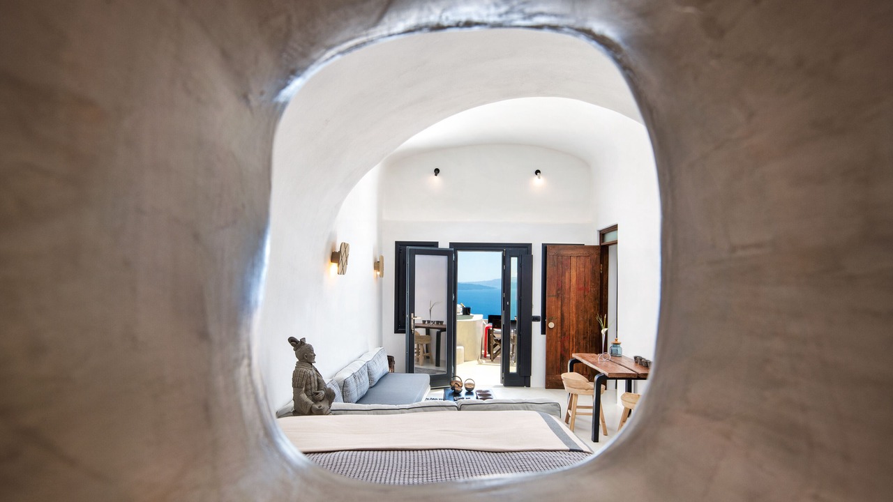 Photo of Bedroom in Oia