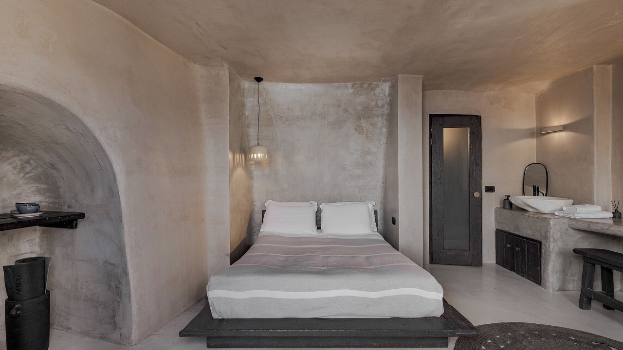 Photo of Bedroom in Oia