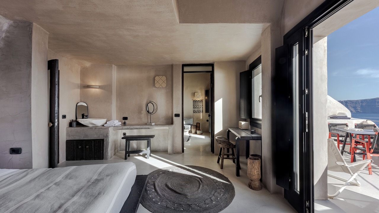 Photo of Bedroom in Oia