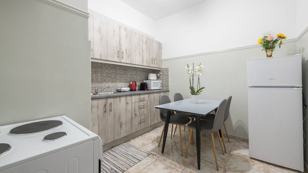 Photo of Kitchen in Metaxourgio