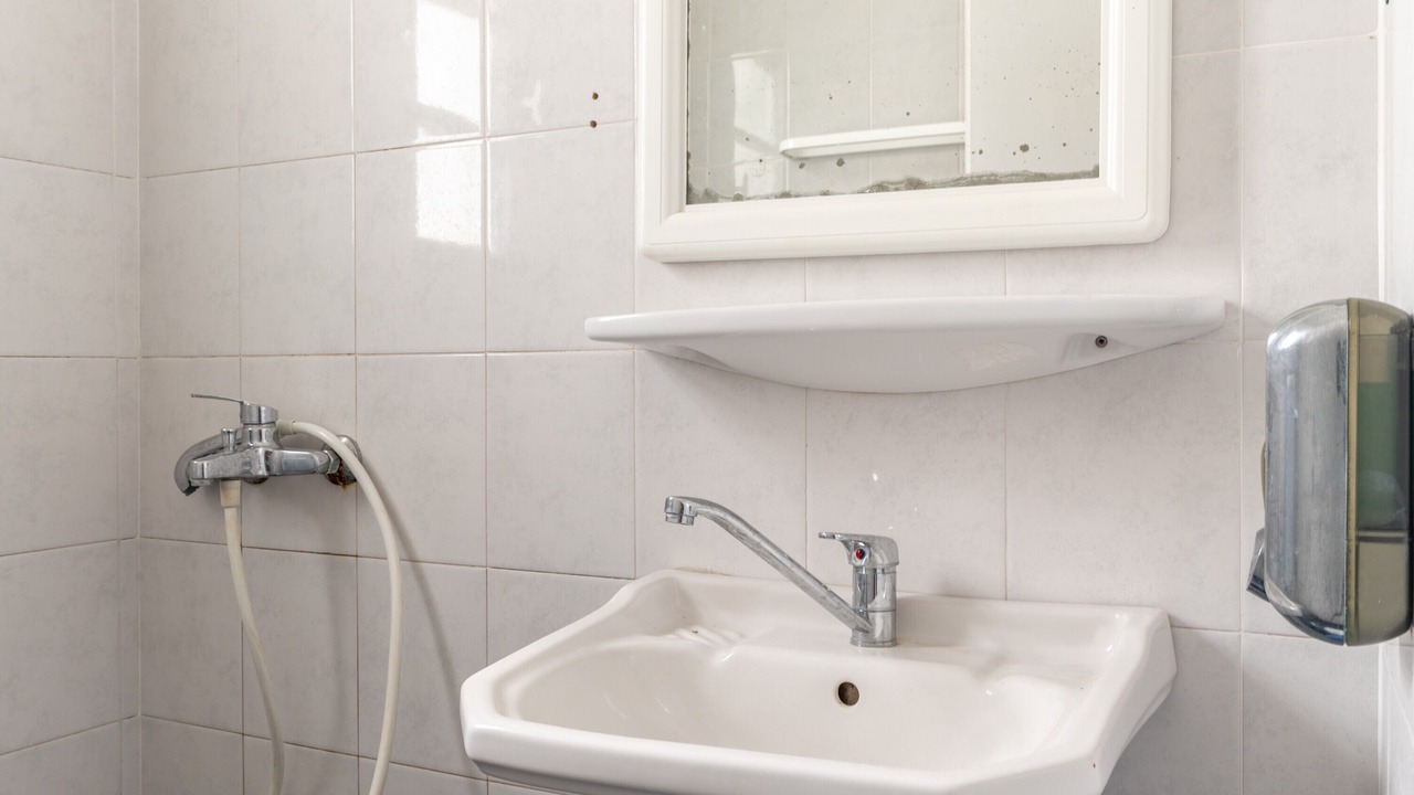 Photo of Bathroom in Vathi