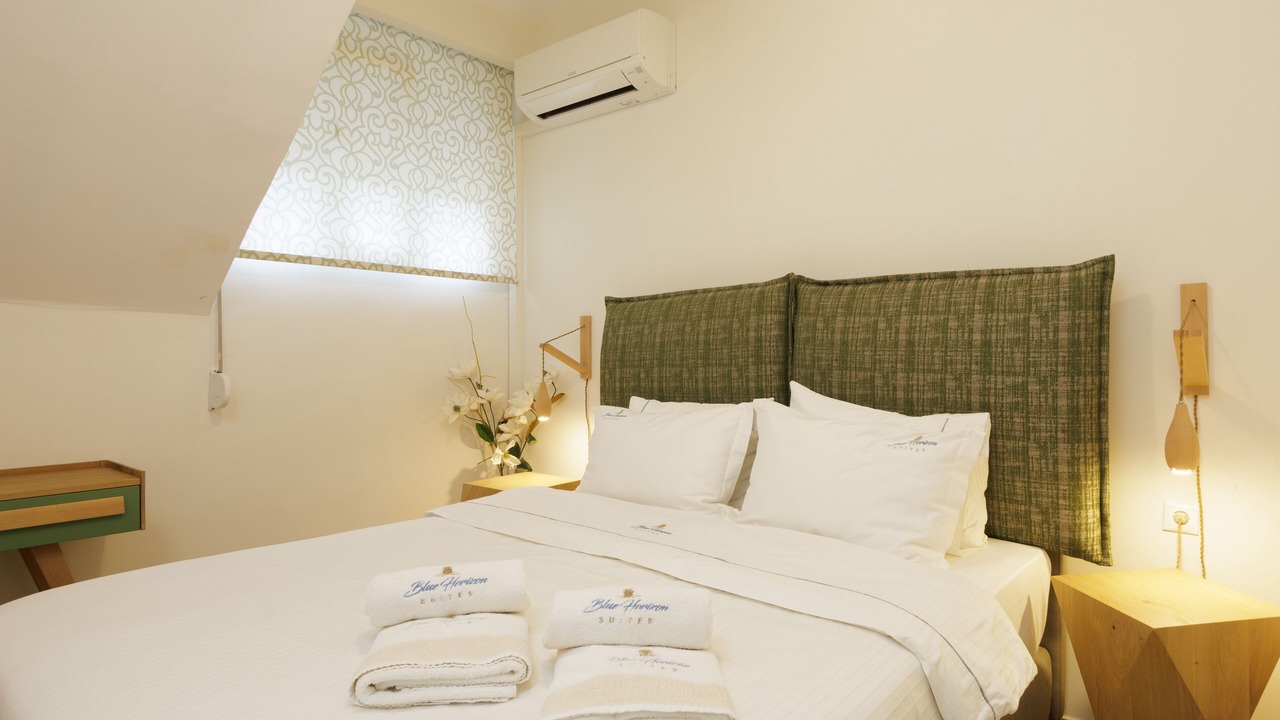 Photo of Bedroom in Astros