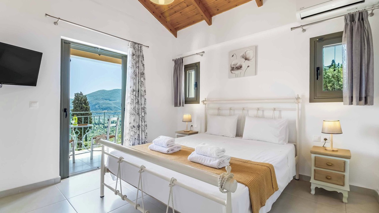 Photo of Bedroom in Evgiros