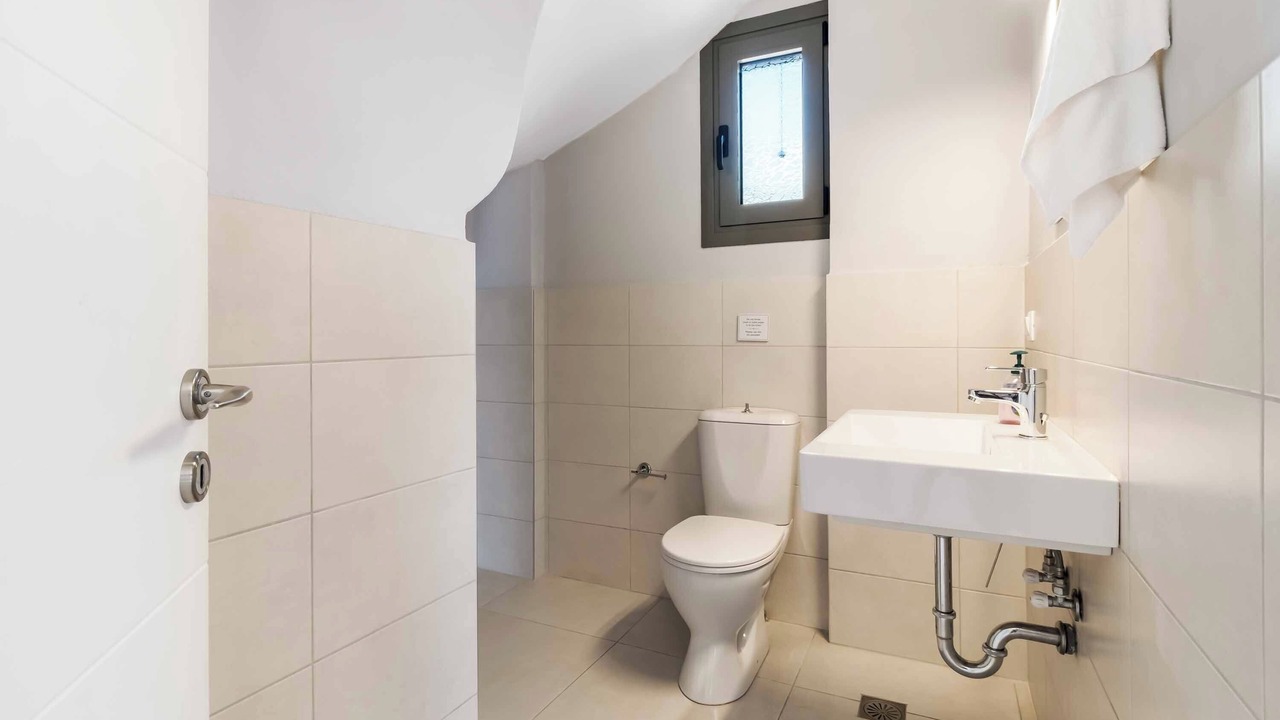 Photo of Bathroom in Evgiros