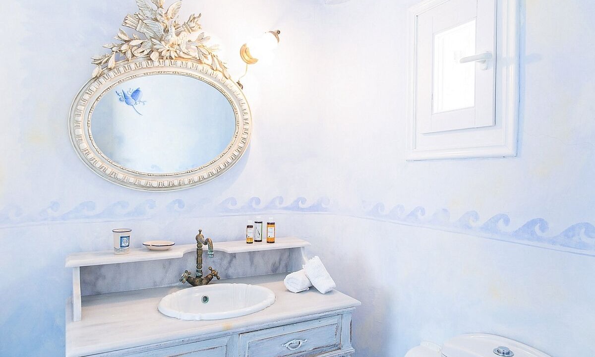 Photo of Bathroom in Agios Ioannis