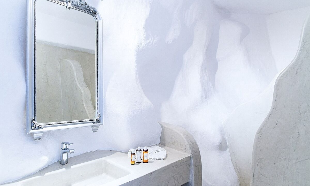 Photo of Bathroom in Agios Ioannis