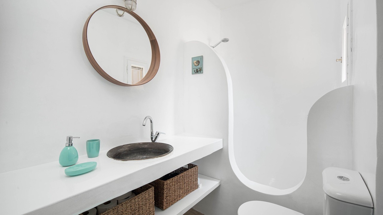 Photo of Bathroom in Ramos