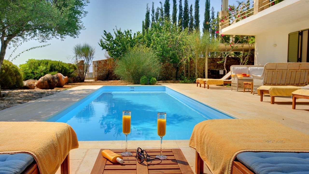 Photo of Outdoor in Karavados