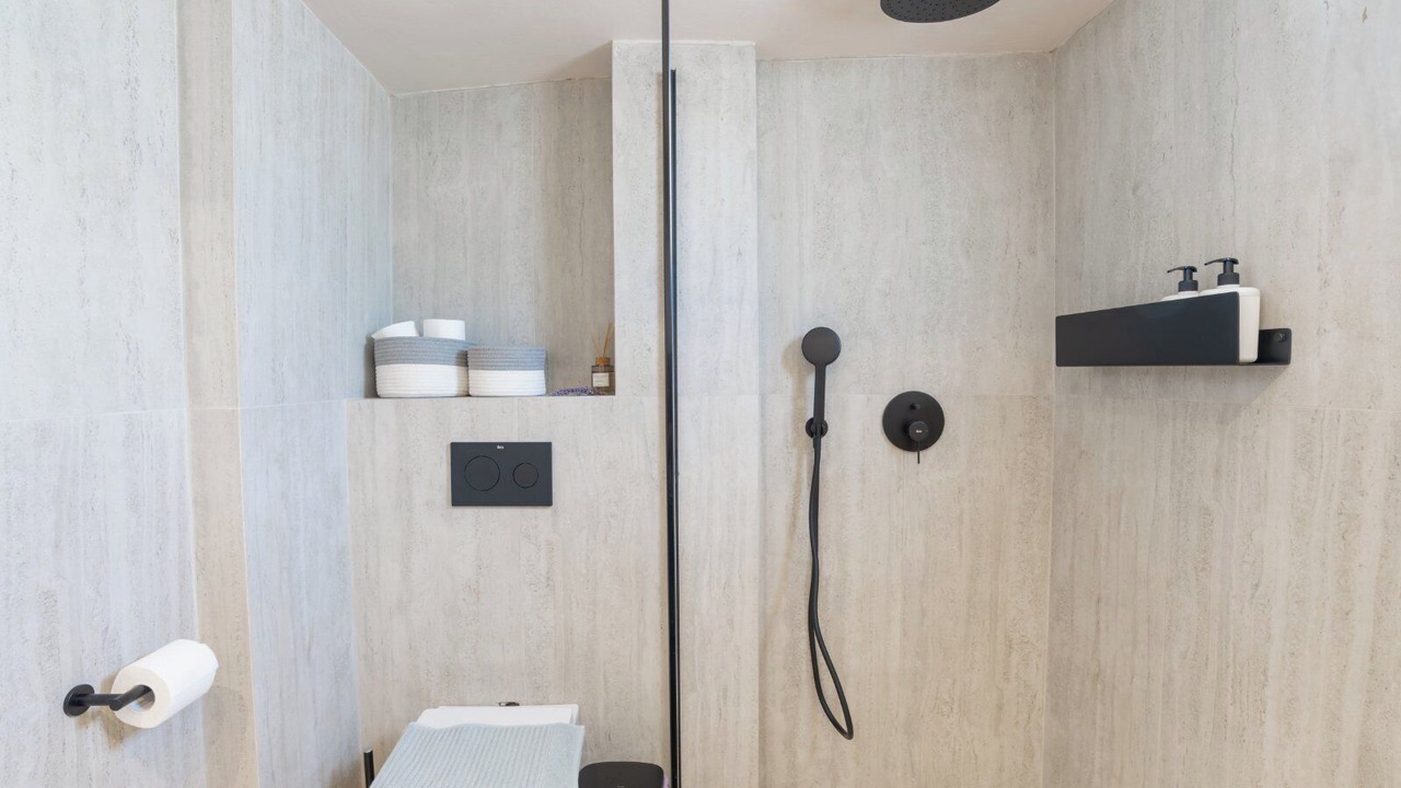 Photo of Bathroom in Imerovigli