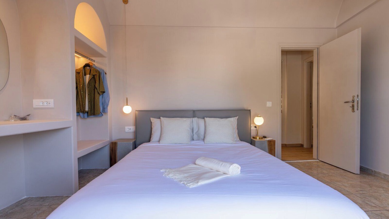 Photo of Bedroom in Imerovigli
