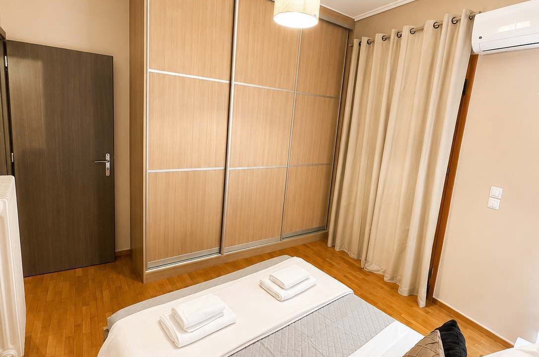 Photo of Bedroom in Alimos