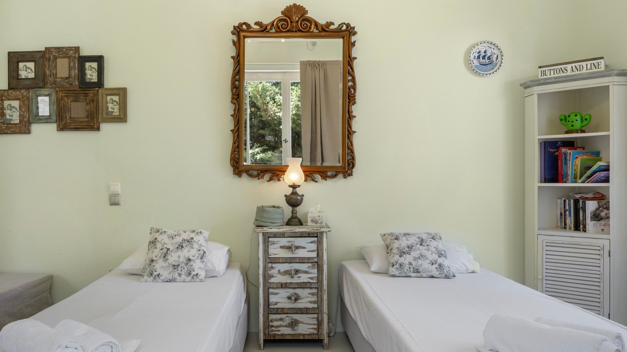 Photo of Bedroom in Psathi
