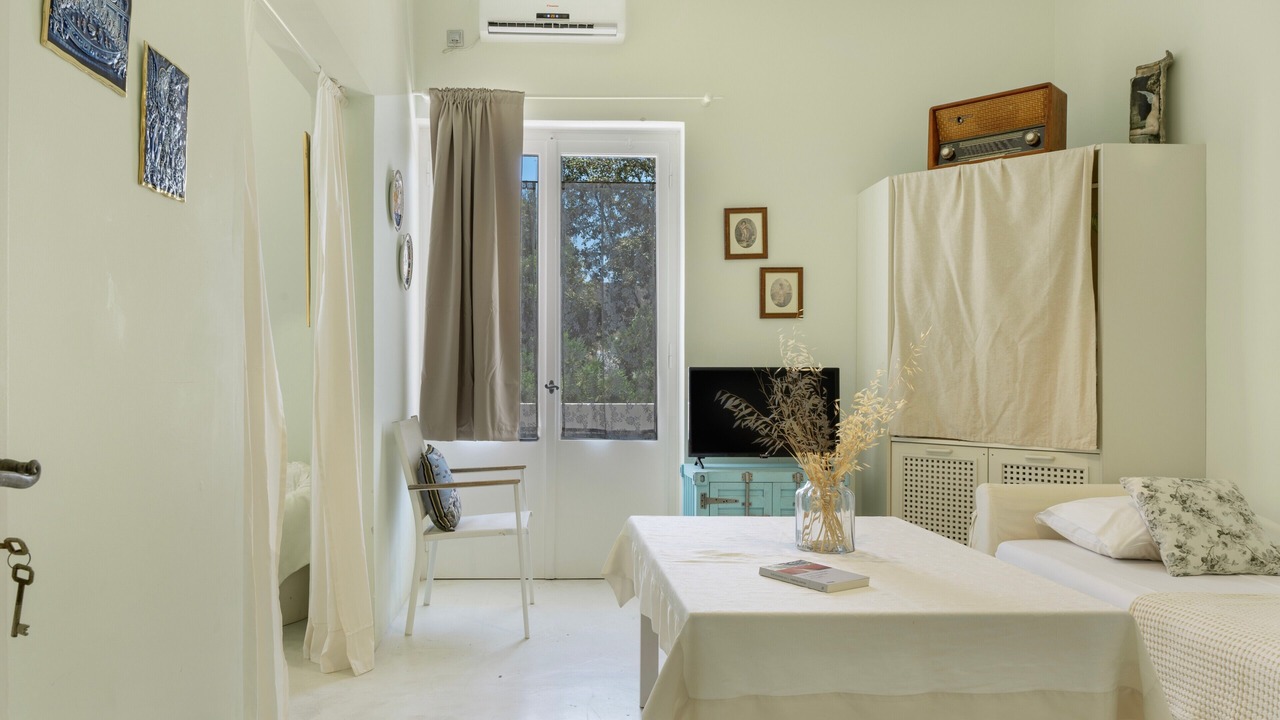 Photo of Bedroom in Psathi