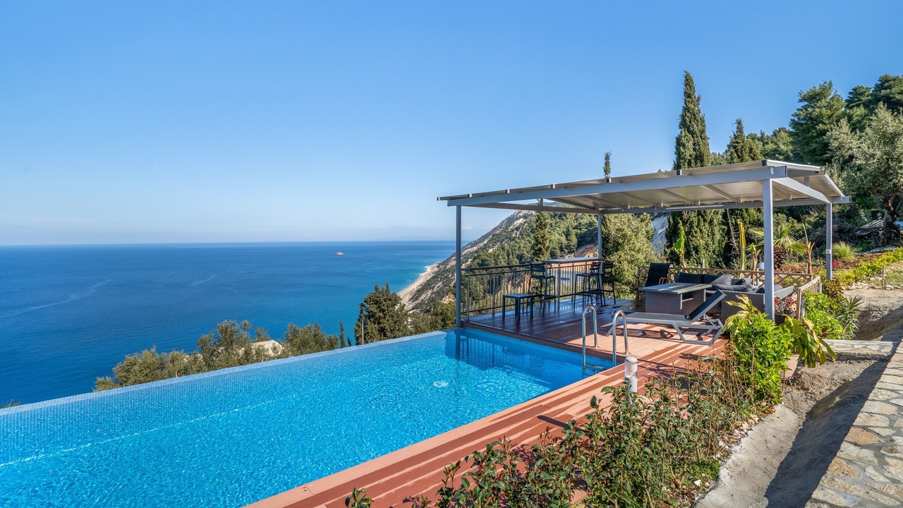 Photo of Outdoor in Evgiros