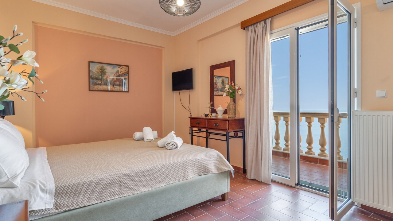 Photo of Bedroom in Evgiros
