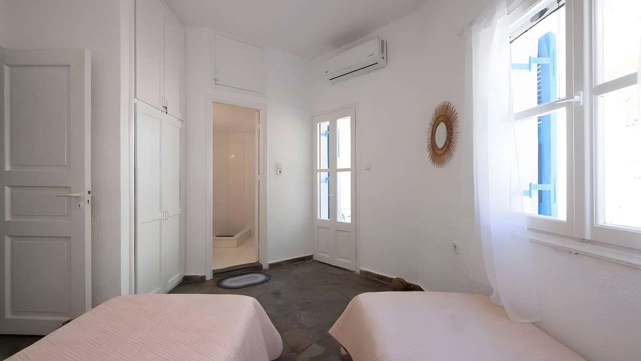 Photo of Bedroom in Massouri