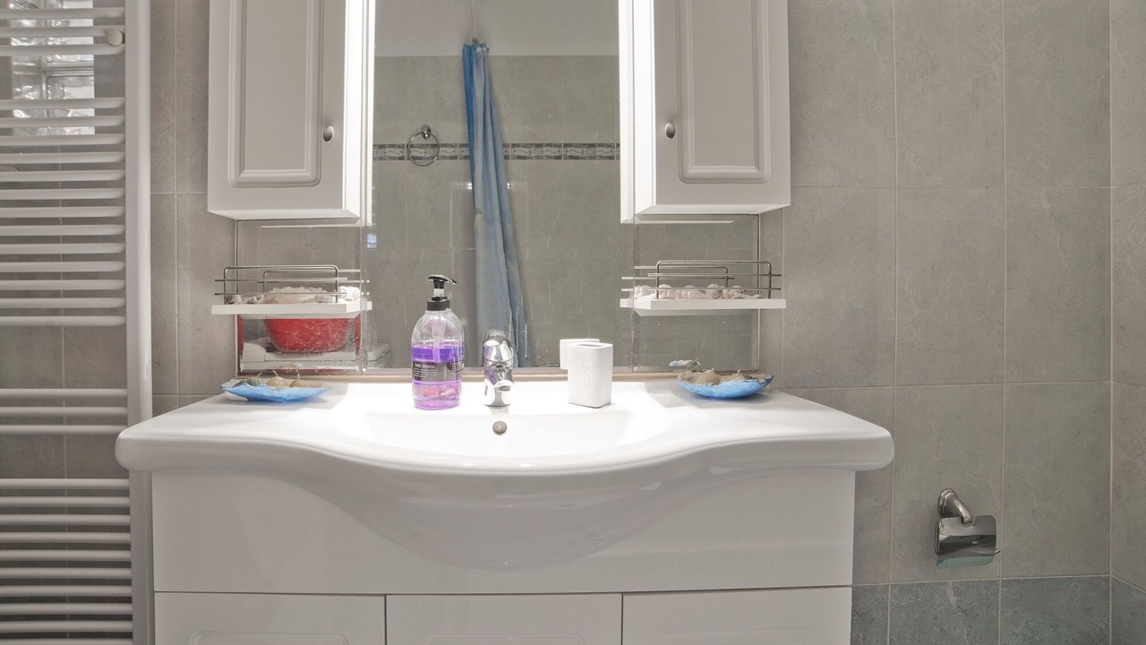 Photo of Bathroom in Moschato-Tavros
